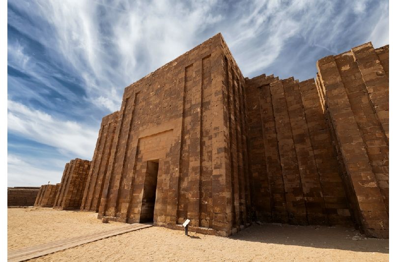 Entrada do complexo funerário de Saqqara